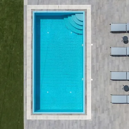 Melilia Luxury Gennadi