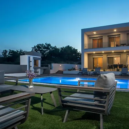 Melilia Luxury *